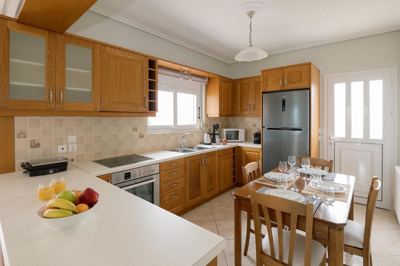 Vasilopoulos Residences - Apartments Eliana & Melanthia อาร์กอสโตลี ภายนอก รูปภาพ