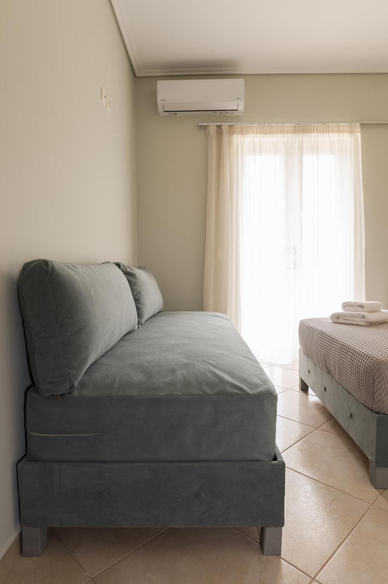 Vasilopoulos Residences - Apartments Eliana & Melanthia อาร์กอสโตลี ภายนอก รูปภาพ